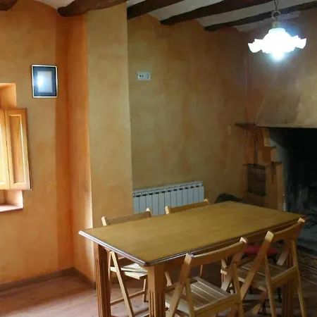Ca L'antic Joanet Appartement Mirambell (Lleida)